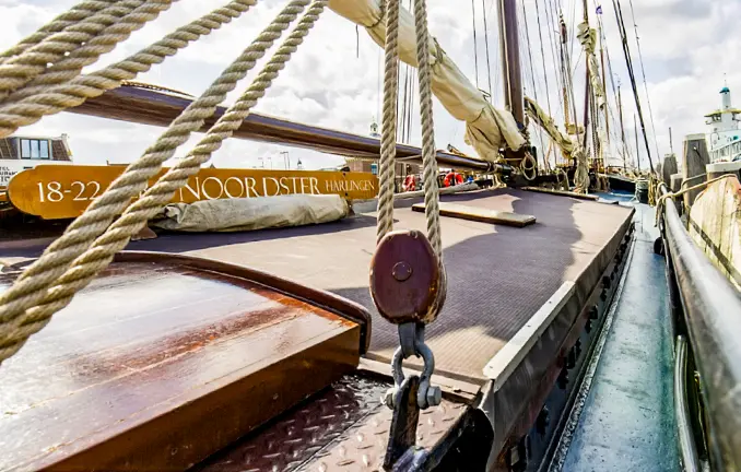 Schiff 'Black Betty' - vorher Noorster Schiff 'Black Betty' - vorher Noorster