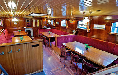 Plattbodenschiff Suydersee -Salon